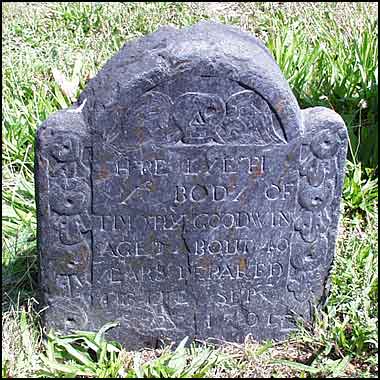 Timothy Goodwin (1701) Headstone.